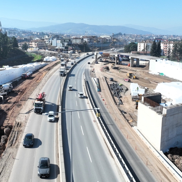 Başiskele Kavşağı projesinin yüzde 54'ü tamamlandı