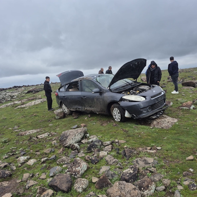 Siverek'te kaza: 2'si bebek 6 yaralı