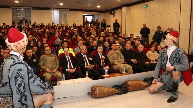 Oltu'da Çanakkale Şehitleri anıldı