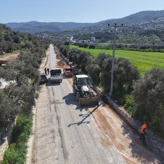 Milas Kemikler Mahallesi içme suyu hattı kamusal alana taşınıyor