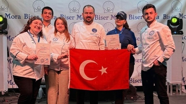 Balık ve dana yemeği kategorilerinde altın madalya kazandılar