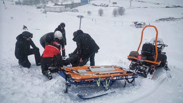 Uludağ'da JAK timleri, ara tatil ve Ramazan Bayramı döneminde 141 olaya müdahale etti