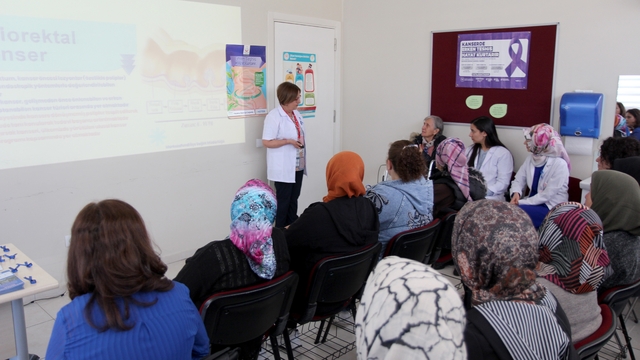 Kanseri anlatırken, kendisi kansere yakalandı