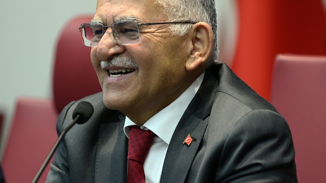 Personeliyle bayramlaşan Başkan Büyükkılıç: "Kayseri Büyükşehir bir marka"