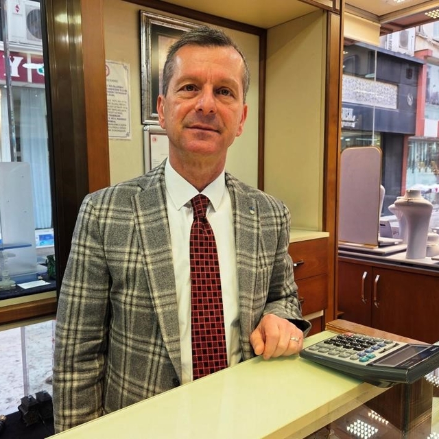 Samsun Kuyumcular Odası Başkanı Özman: "Bu savaş ekonomik bir savaş"