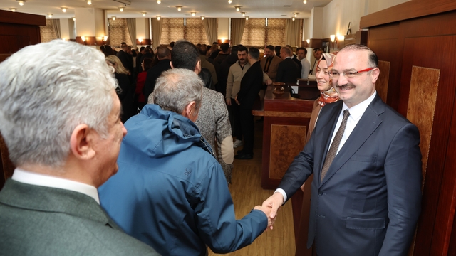 Rektör Hacımüftüoğlu, Üniversite ailesiyle bayramlaştı