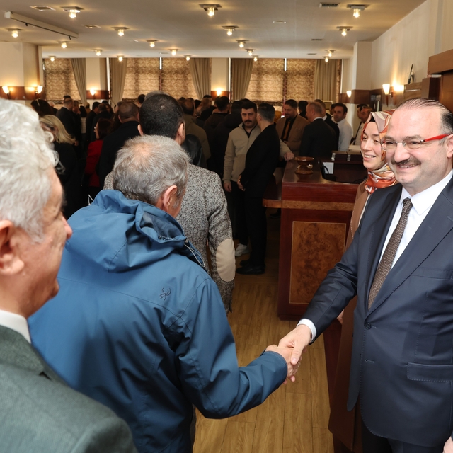 Rektör Hacımüftüoğlu, Üniversite ailesiyle bayramlaştı