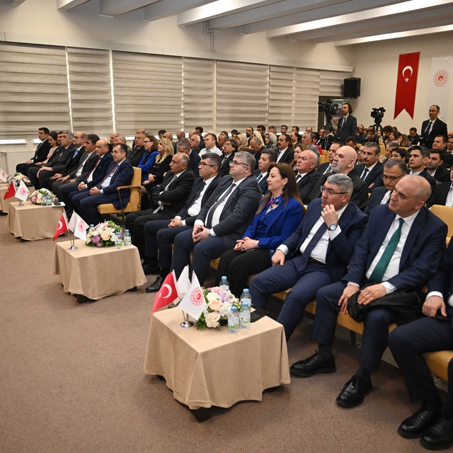 Meteoroloji Genel Müdürlüğünce "23 Mart Dünya Meteoroloji Günü" etkinliği d...