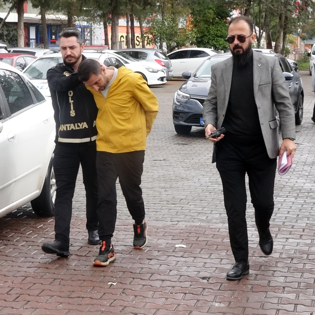 'Kız arkadaşımla neden görüşüyorsun' tartışmasında pompalı tüfekle vurulup,...