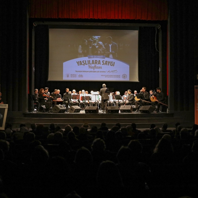 Olgun gençler, yaşlılara saygı haftasında hünerlerini sergiledi