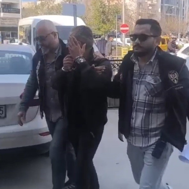 On üç ayrı suçtan aranan şahıs Aydın'da yakalandı