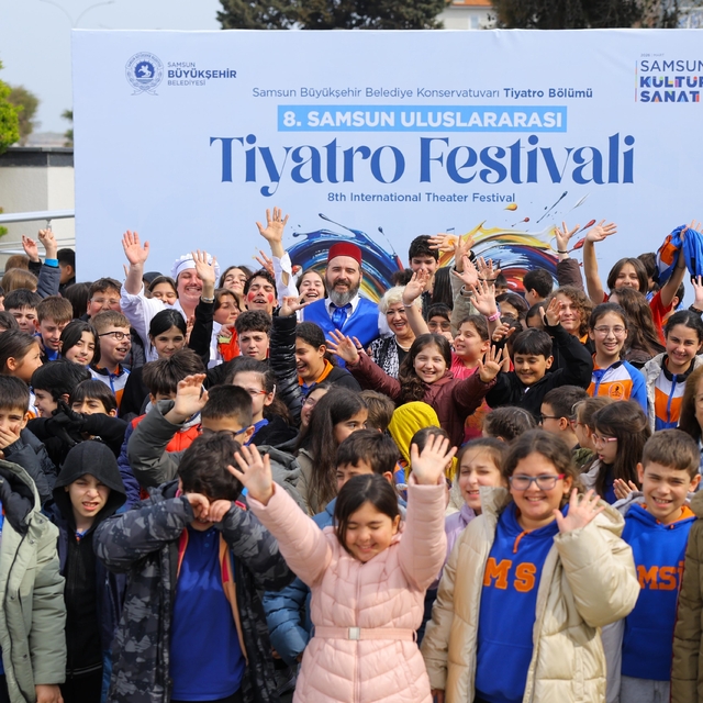 8. Samsun Uluslararası Tiyatro Festivali başladı