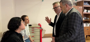 Konya-Antalya kara yolunda yolcu otobüsü devrildi; 3'ü ağır, 20 yaralı (2)