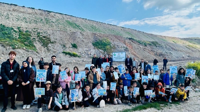 Aydın'da Orman Haftası'nda fidanlar toprakla buluştu