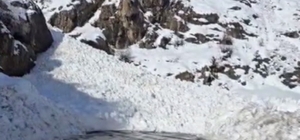 Şırnak-Hakkari kara yolu çığ nedeniyle ulaşıma kapandı