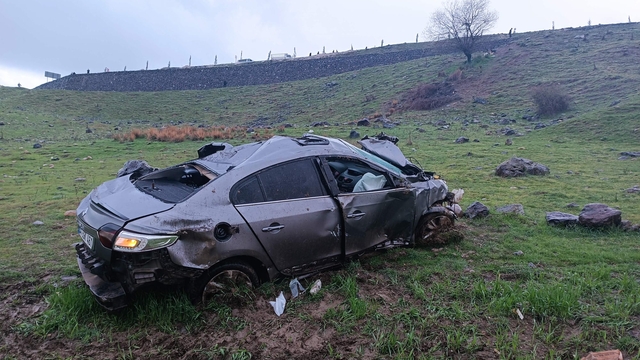 Batman'da otomobil uçuruma yuvarlandı: 1 yaralı