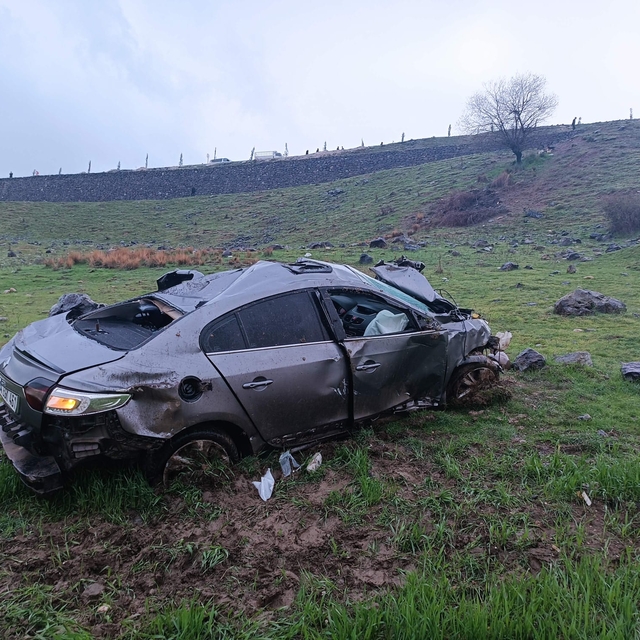 Batman'da otomobil uçuruma yuvarlandı: 1 yaralı