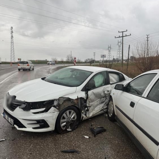 Adıyaman'da zincirleme kaza kamerada