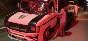 Erzurum'da muayenesiz, sigortasız kamyonetin ehliyetsiz sürücüsüne 83 bin lira ceza