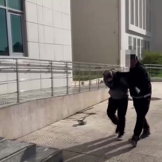 Adana'da 32 yıl hapis cezasıyla aranan hükümlü çalıntı motosikletle  gezerken yakalandı - Adana Haberleri