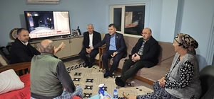 Öztürk'ten hastalara moral ve destek