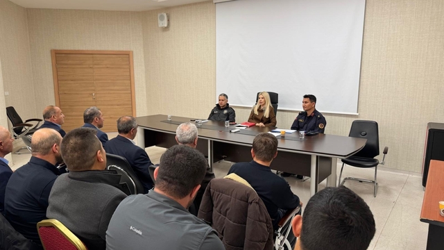 Altıntaş'ta muhtarlar toplantısı gerçekleştirildi