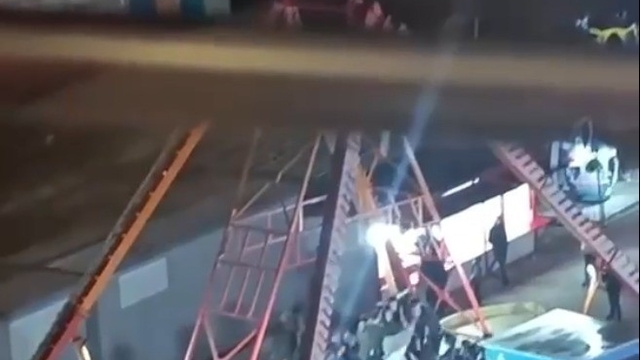 Oyun alanı savaş alanına döndü: O anlar kamerada