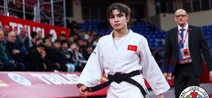 Milli judocu Tuğçe Beder, Tiflis Grand Slam'de altın madalya kazandı