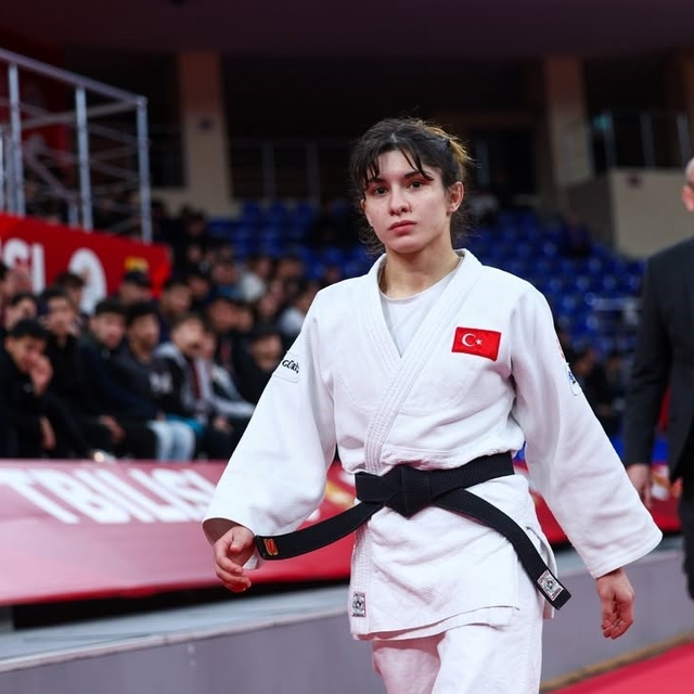Milli judocu Tuğçe Beder, Tiflis Grand Slam'de altın madalya kazandı