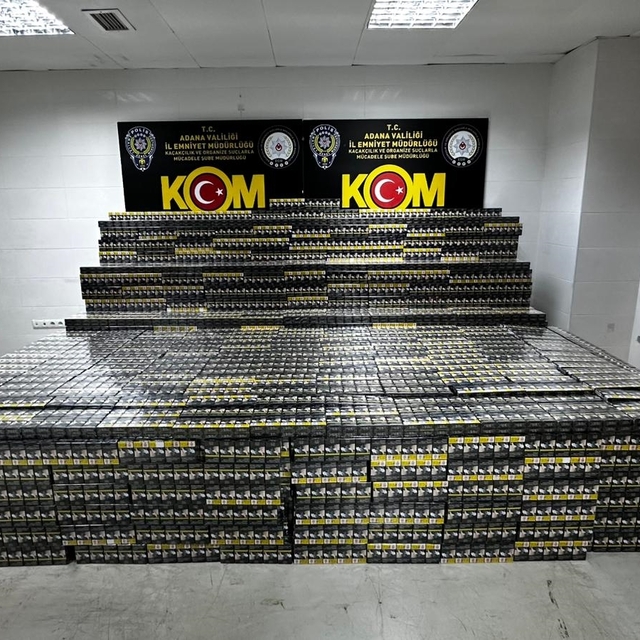 Adana'da 50 bin paket kaçak sigara ele geçirildi
