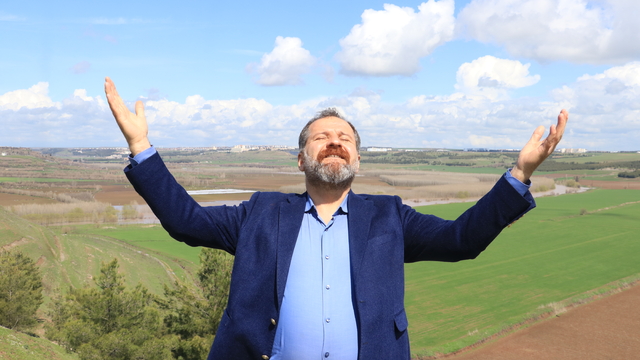 'Diyarbakır'da 3 günlük yağmurun yarısı nisanda yağarsa bitki kurtulur, çiftçinin yüzü güler'