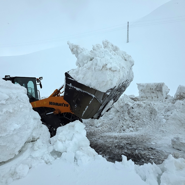 Kar esareti bitiyor: Bahçesaray yolu 3 ay sonra yeniden açılıyor