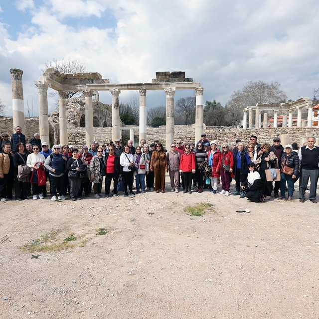Yaşlılar Haftası Muğla'da keyifli bir geziyle kutlandı