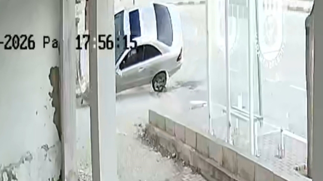 Karaman'da otomobilin takla attığı anlar kameraya yansıdı