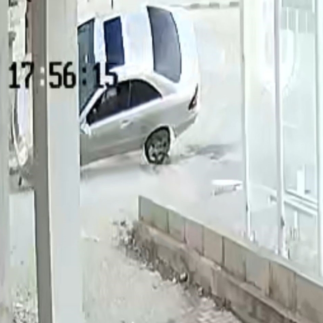 Karaman'da otomobilin takla attığı anlar kameraya yansıdı