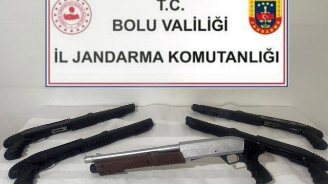 Bolu'da ruhsatsız 5 av tüfeği ele geçirildi
