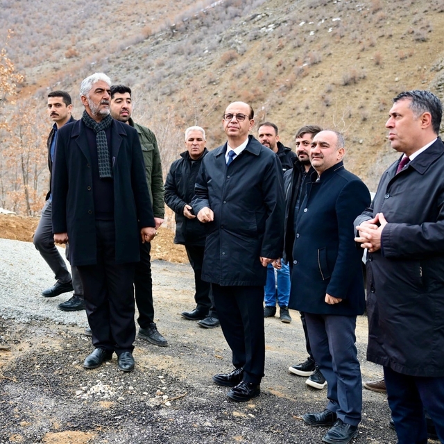 Başkan Geçit, hayvan bakımevi ve doğal yaşam alanında incelemelerde bulundu