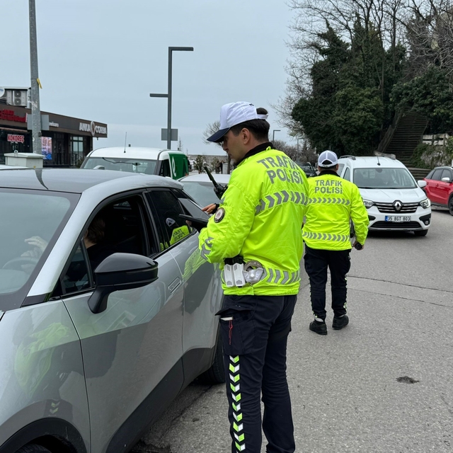 Zonguldak'ta trafik polislerinden denetim