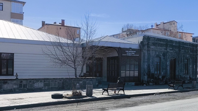 Kars'ta 'Aynalı Köşk' davası başladı