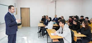 Muğla'da geleceğin ekonomistleri yetişiyor