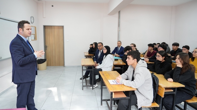 Muğla'da geleceğin ekonomistleri yetişiyor