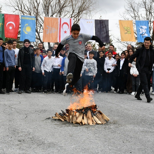 Tomarza'da Nevruz Bayramı coşkuyla kutlandı