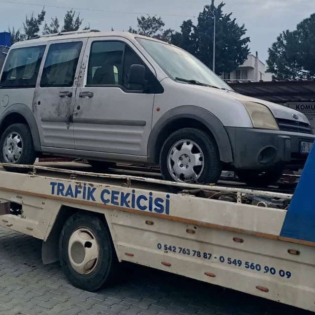 Didim'de 23 düzensiz göçmen yakalandı, organizatör tutuklandı