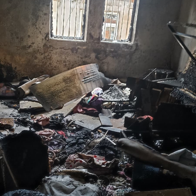 Yangın bir evi küle çevirdi