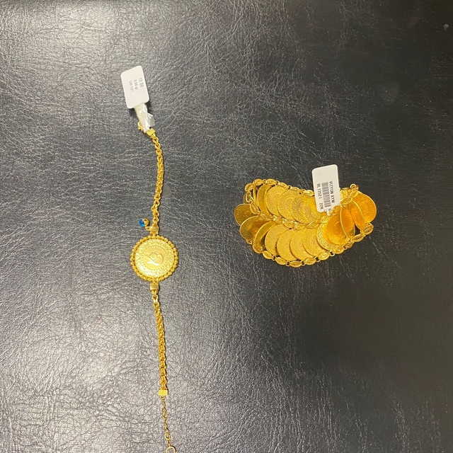 500 bin liralık ziynet eşyası çalan ikiz kız kardeşlere gözaltı