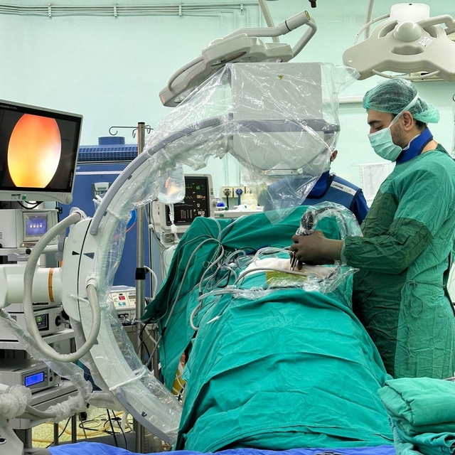 Aydın Devlet Hastanesi'nde kapalı bel fıtığı ameliyatı ilk kez uygulandı