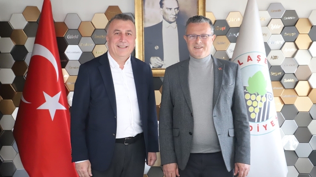 Alaşehir'de tarım için güç birliği
TARİŞ ve Alaşehir Belediyesi'nden üreticiye destek mesajı