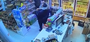 Alkollü iş yeri sahibinin tartıştığı müşteriyi öldürdüğü anlar kamerada