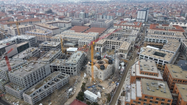Başkan Taşkın, Akpınar Çarşı Merkezi'nde incelemelerde bulundu