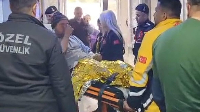 Kayıp dağcı, sığındığı bağ evinde bulundu